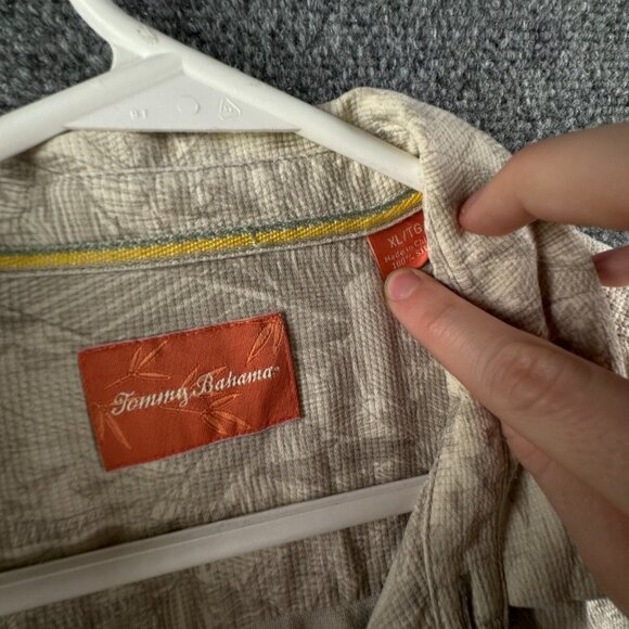 Tommy Bahama All Silk Short Sleeve Button Up Hawaiian Shirt Men XL Floral Ivory - Picture 8 of 16